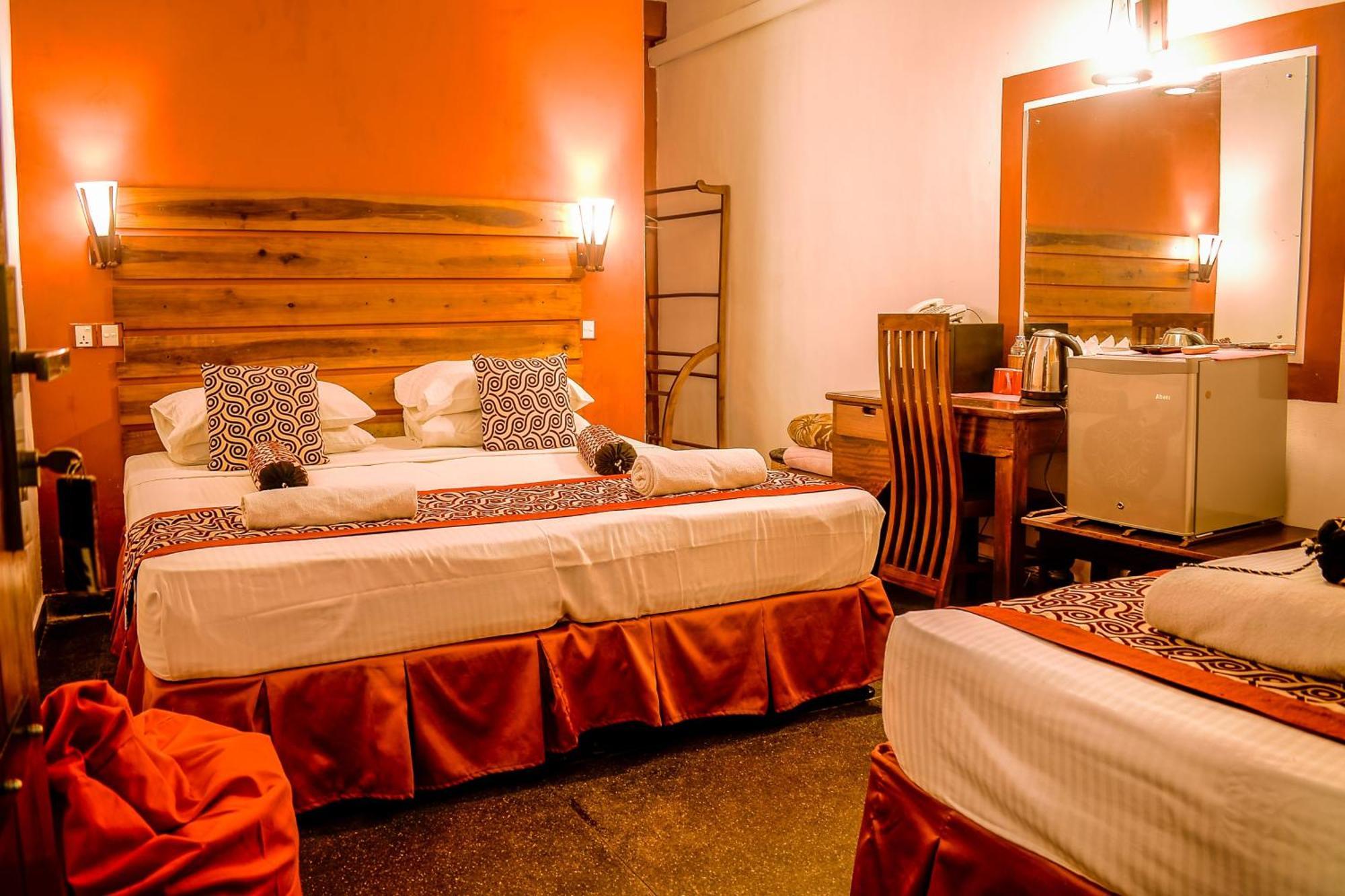 Hotel Sunray Κάντι Εξωτερικό φωτογραφία